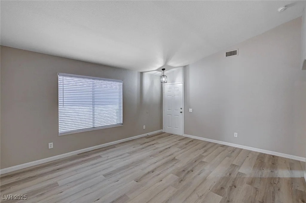 8028 Hurricane Cove, Las Vegas, NV 89129