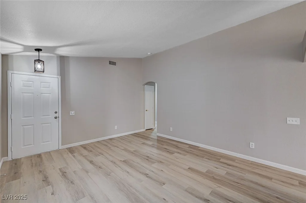 8028 Hurricane Cove, Las Vegas, NV 89129