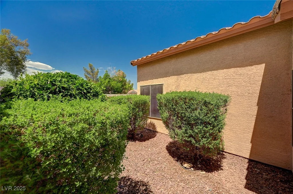 8028 Hurricane Cove, Las Vegas, NV 89129