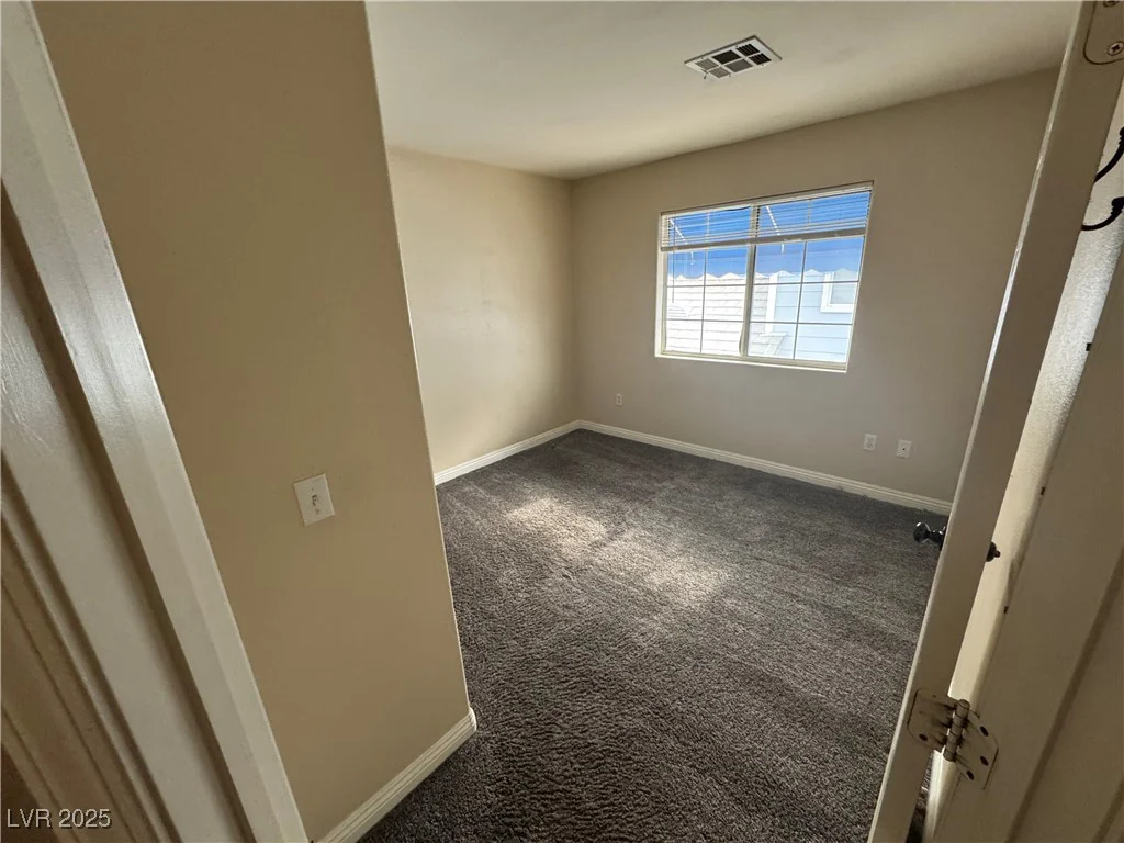 5320 Portavilla, Las Vegas, NV 89122