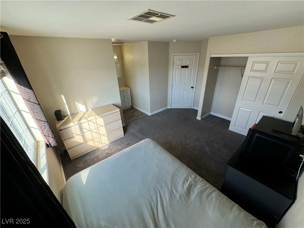 5320 Portavilla, Las Vegas, NV 89122