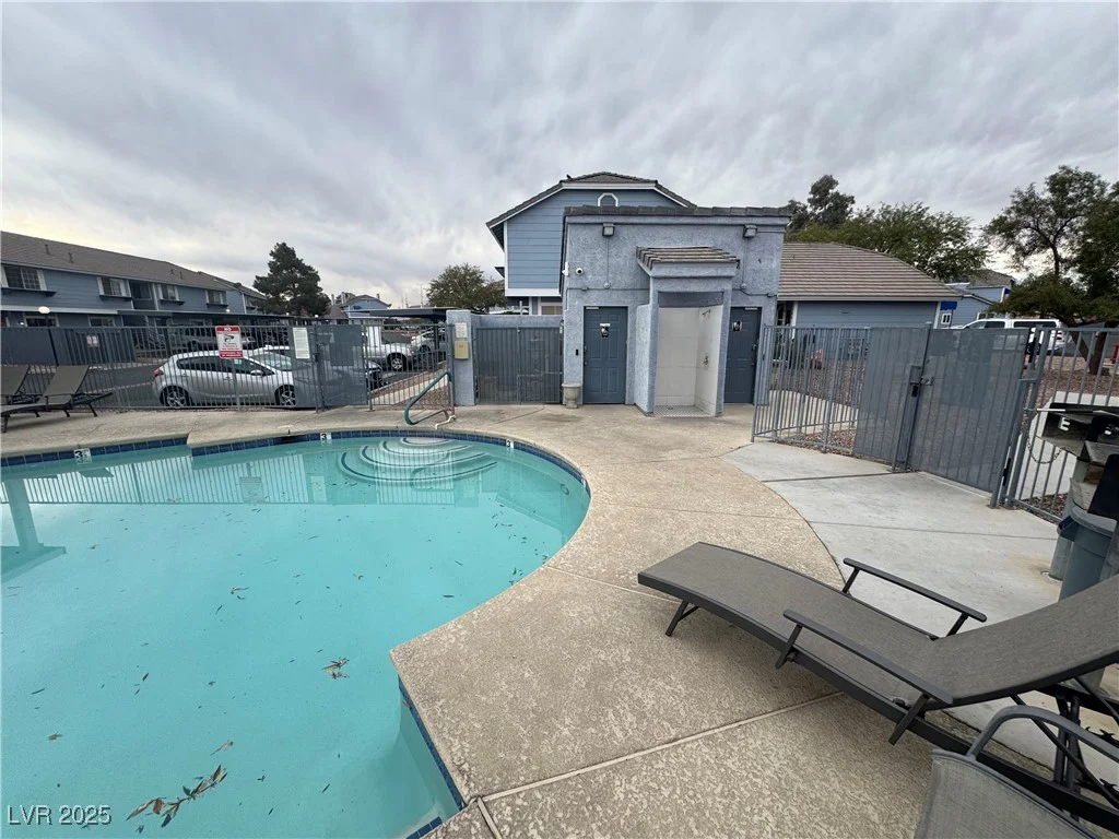 5320 Portavilla, Las Vegas, NV 89122