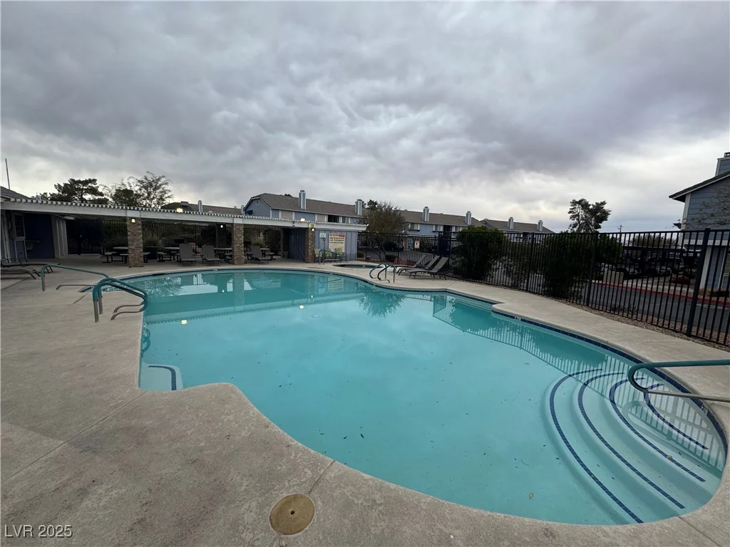 5320 Portavilla, Las Vegas, NV 89122