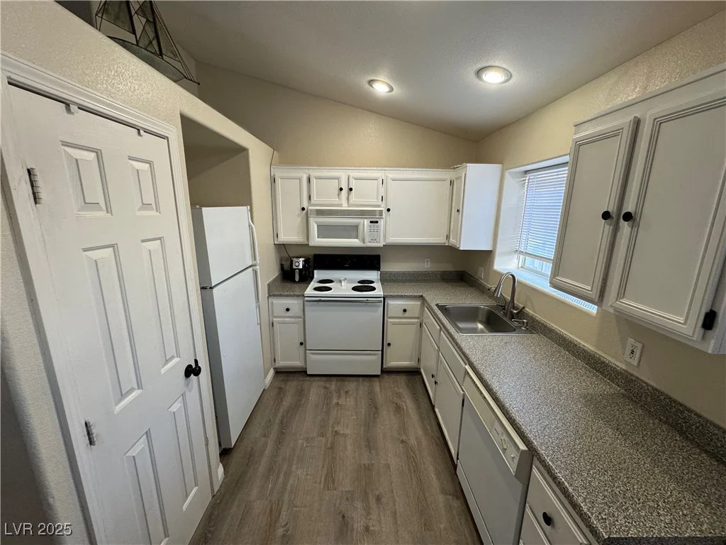 5320 Portavilla, Las Vegas, NV 89122