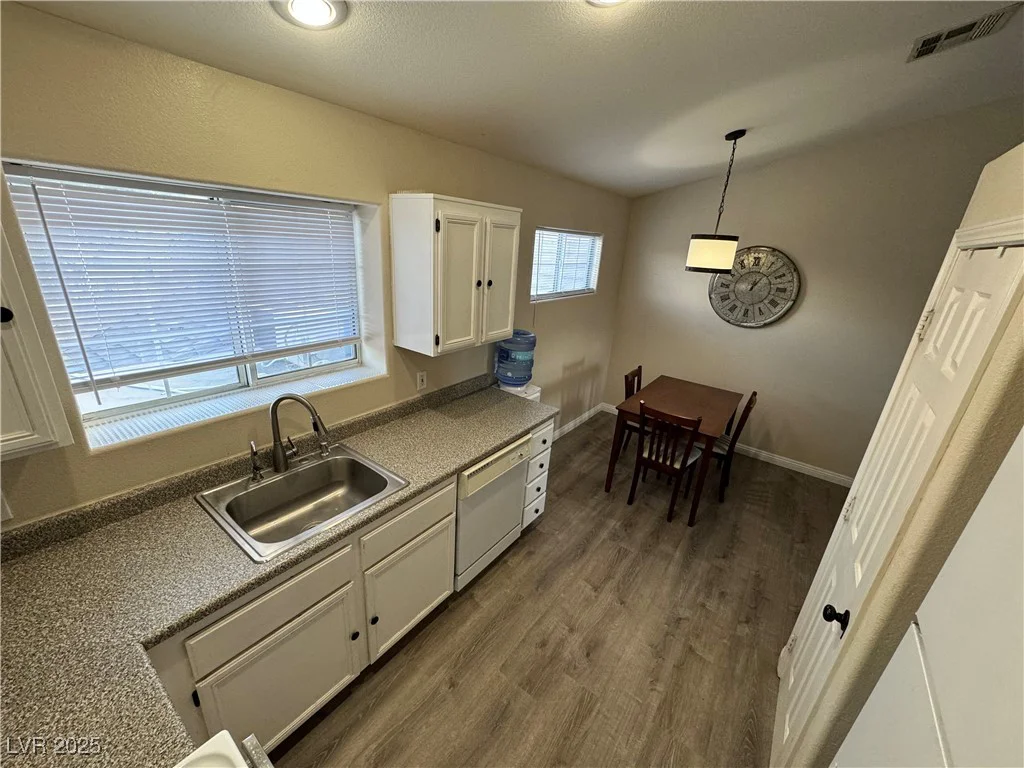5320 Portavilla, Las Vegas, NV 89122