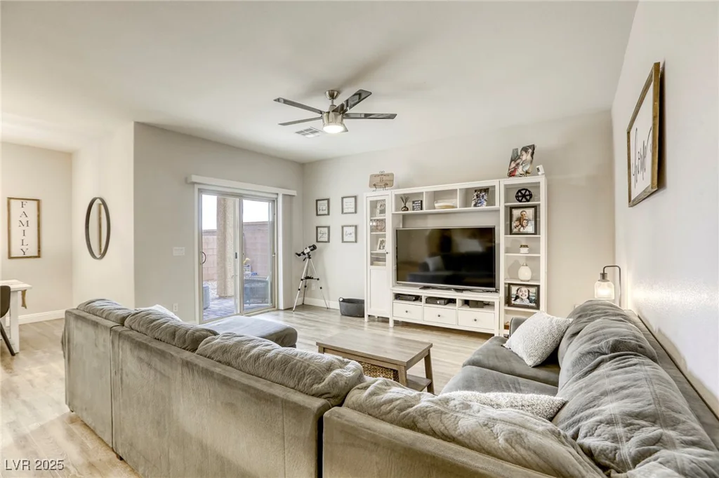 9535 Vega Carpio, Las Vegas, NV 89178