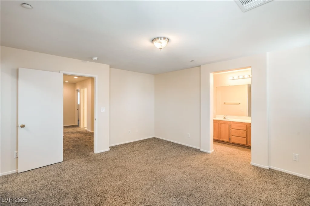 137 Desert Pond, Henderson, NV 89002