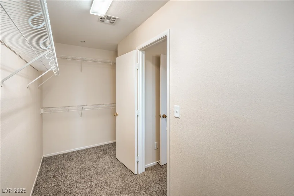 137 Desert Pond, Henderson, NV 89002