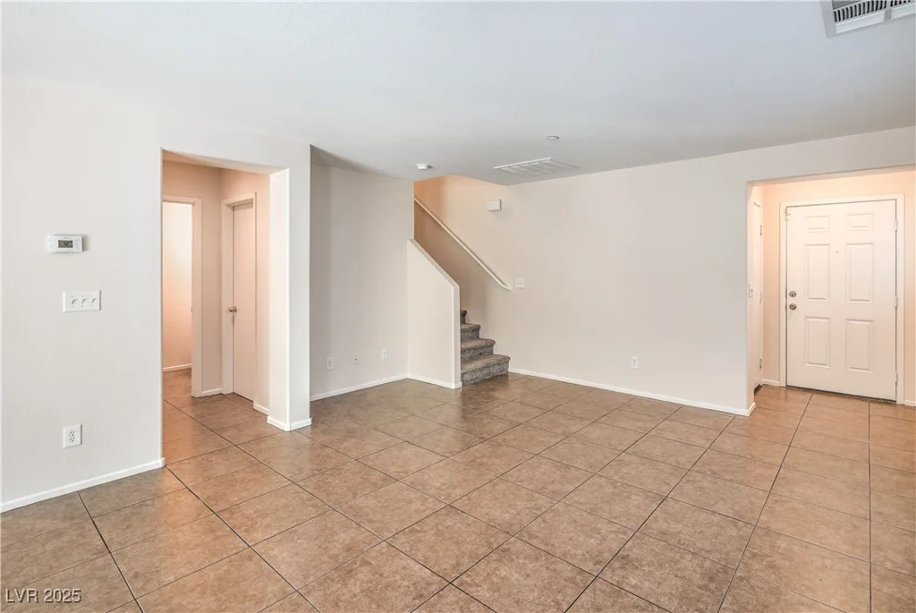 137 Desert Pond, Henderson, NV 89002