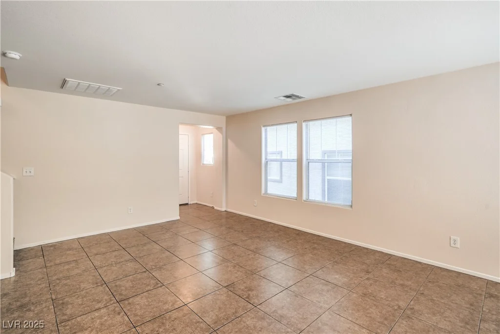 137 Desert Pond, Henderson, NV 89002