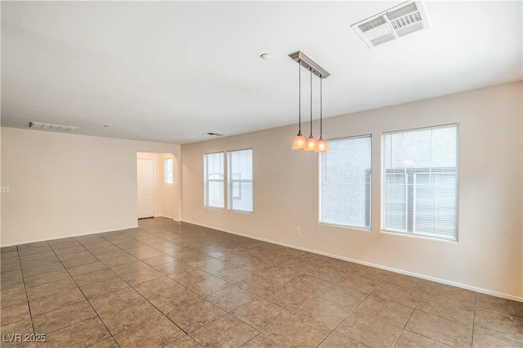 137 Desert Pond, Henderson, NV 89002