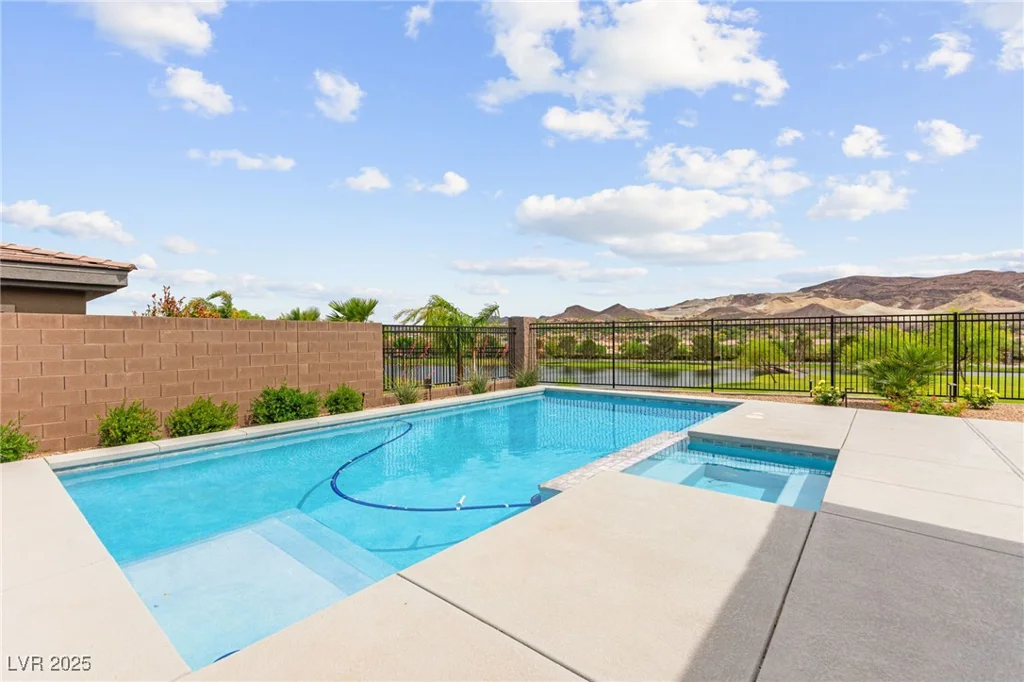 59 Reflection Bay, Henderson, NV 89011