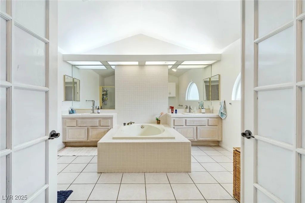 680 Cervantes, Henderson, NV 89014