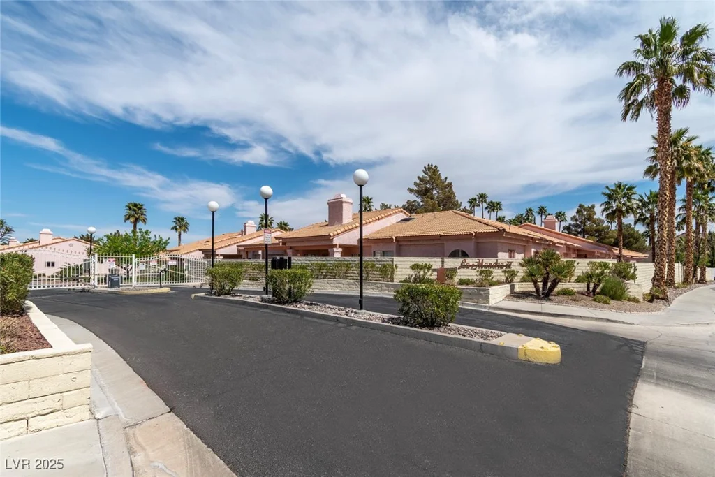 680 Cervantes, Henderson, NV 89014