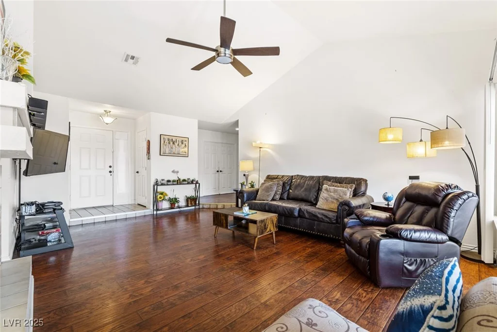 680 Cervantes, Henderson, NV 89014