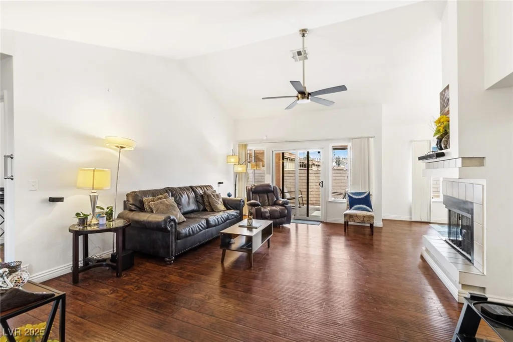 680 Cervantes, Henderson, NV 89014