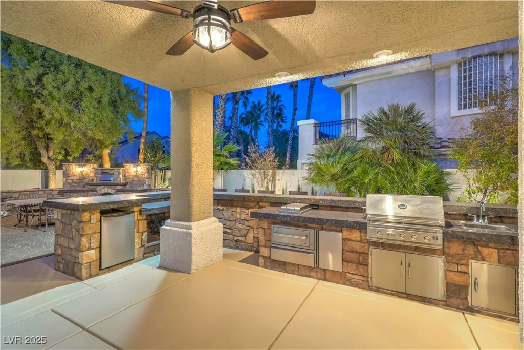8808 Rozetta, Las Vegas, NV 89134