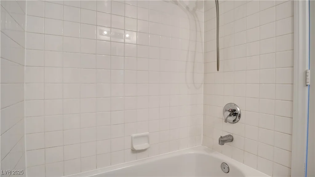 1890 Bova Matrina, Las Vegas, NV 89123