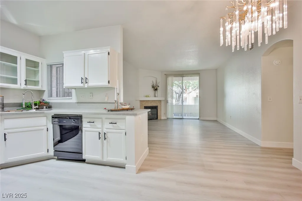 1830 Buffalo, Las Vegas, NV 89128