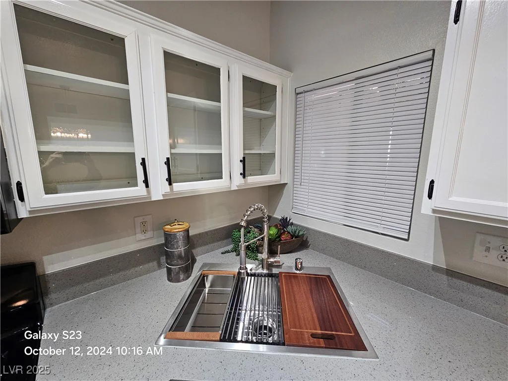 1830 Buffalo, Las Vegas, NV 89128