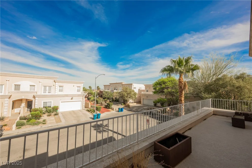 5077 Thunder River, Las Vegas, NV 89148