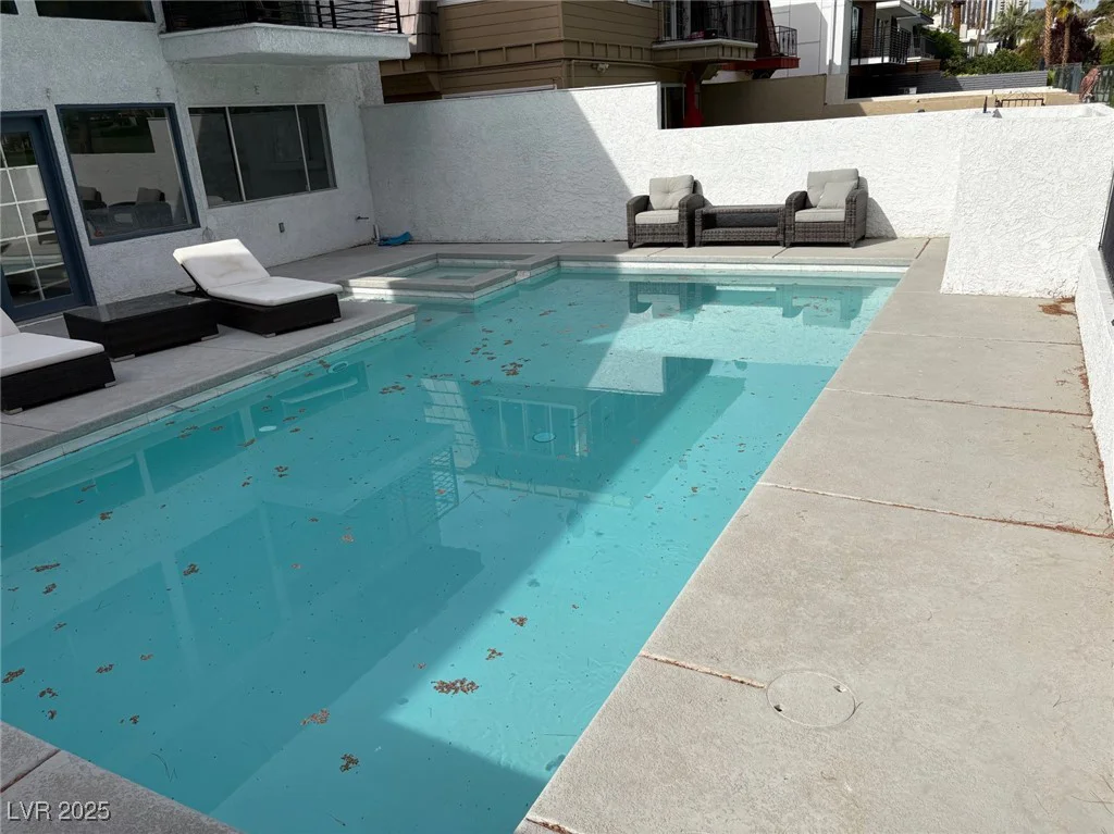 916 VEGAS VALLEY, Las Vegas, NV 89109