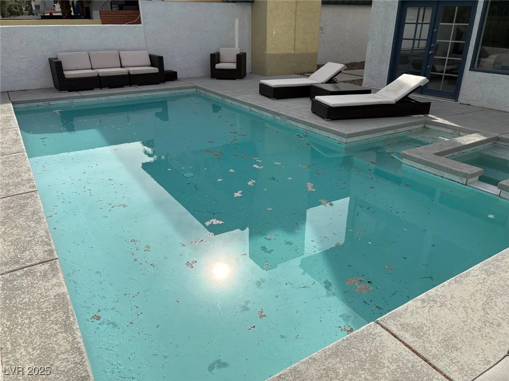 916 VEGAS VALLEY, Las Vegas, NV 89109