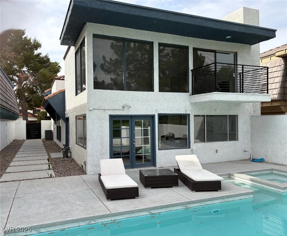 916 VEGAS VALLEY, Las Vegas, NV 89109
