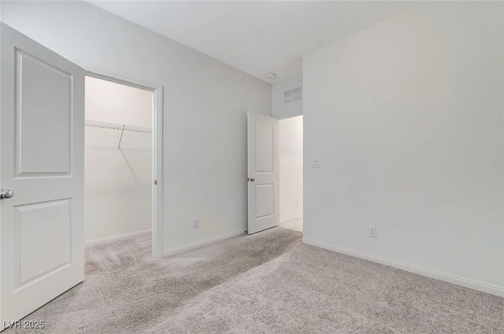 7006 Sylmar, Las Vegas, NV 89113