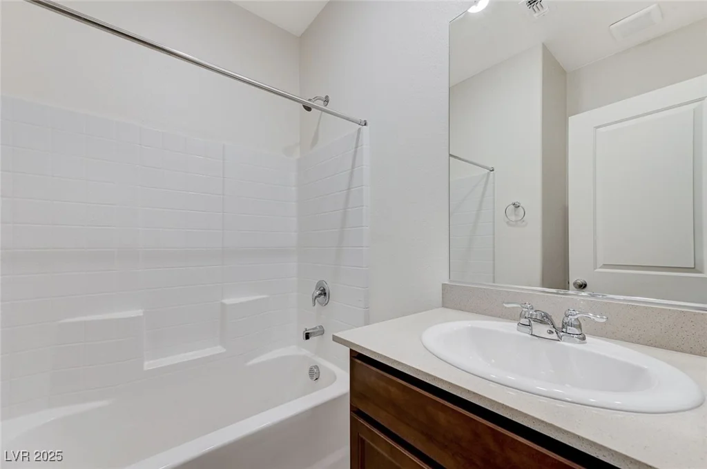 7006 Sylmar, Las Vegas, NV 89113