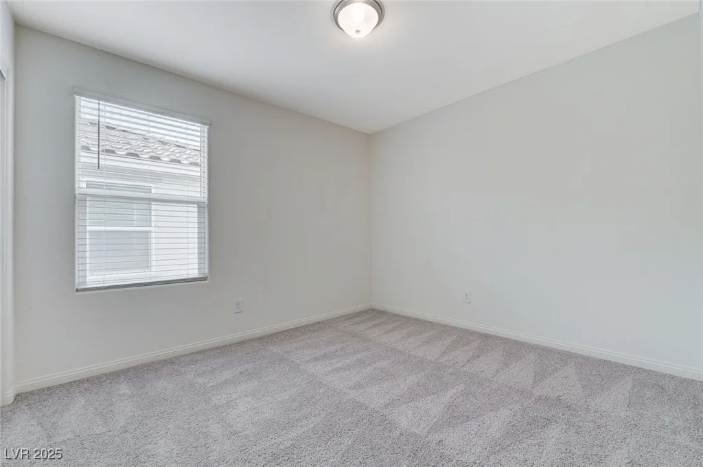 7006 Sylmar, Las Vegas, NV 89113