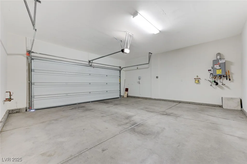 7006 Sylmar, Las Vegas, NV 89113