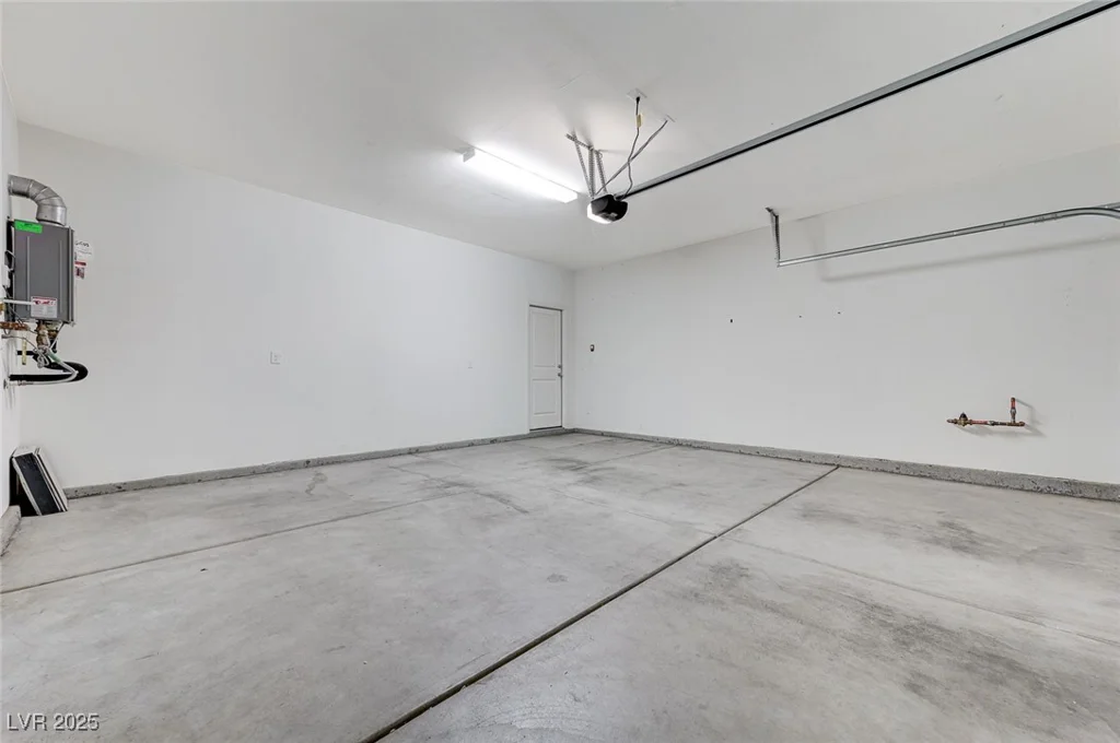 7006 Sylmar, Las Vegas, NV 89113