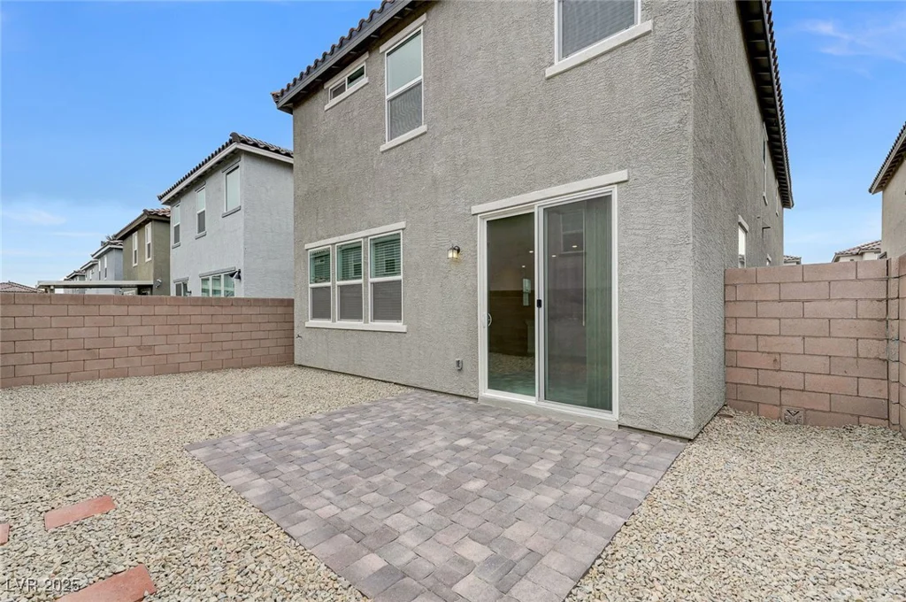 7006 Sylmar, Las Vegas, NV 89113
