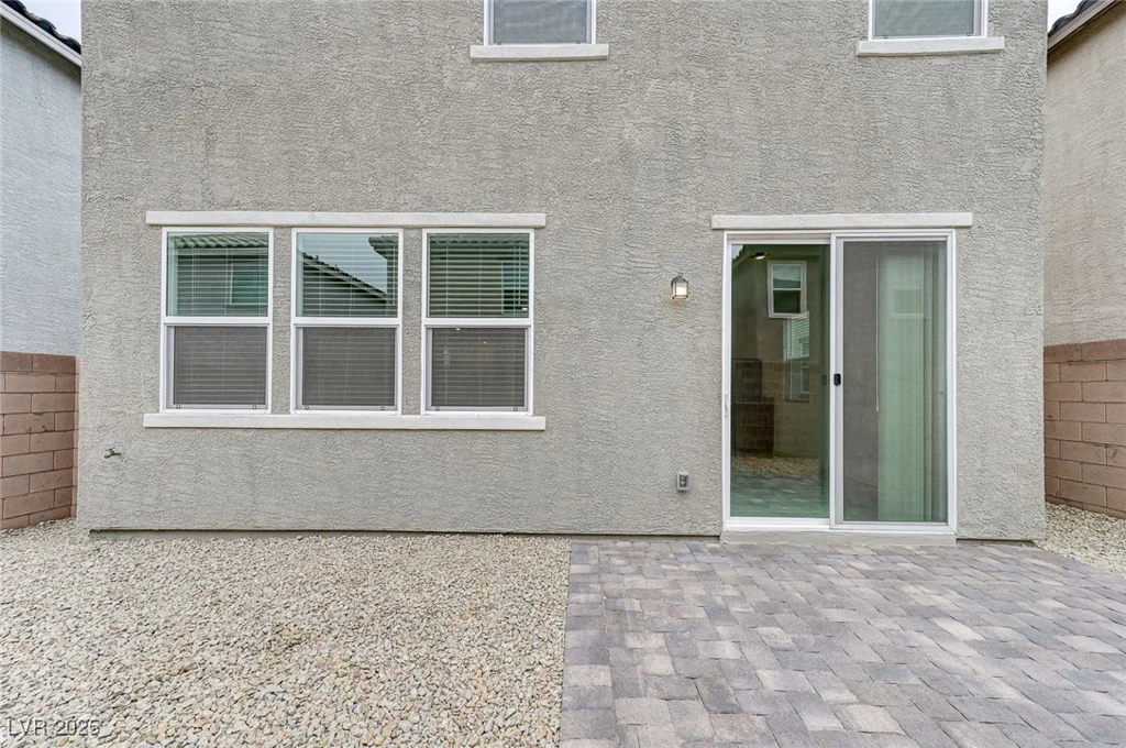 7006 Sylmar, Las Vegas, NV 89113