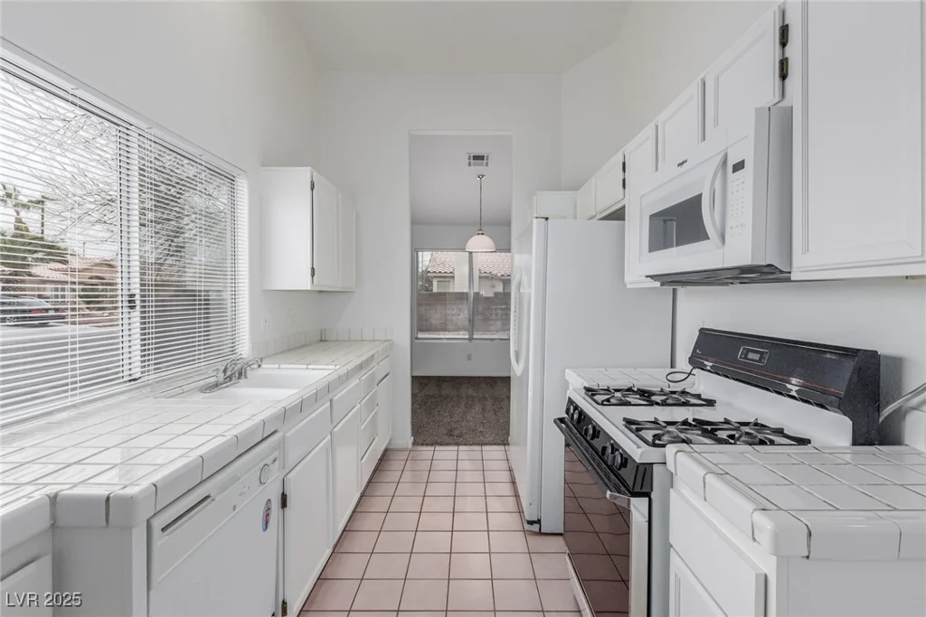 3606 Altar Rock, North Las Vegas, NV 89032