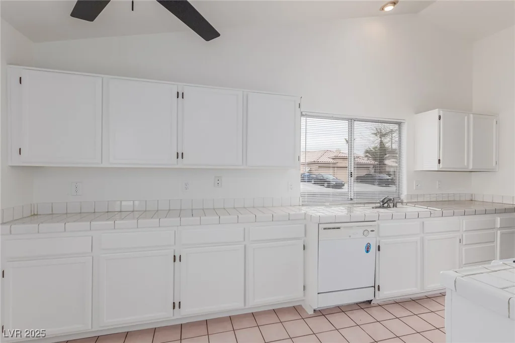 3606 Altar Rock, North Las Vegas, NV 89032