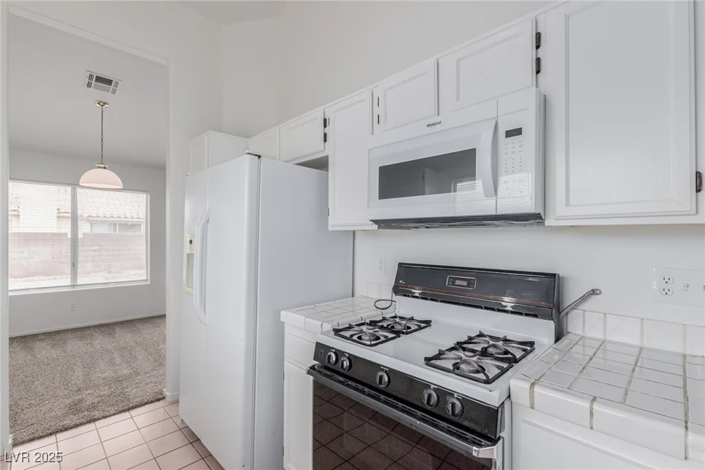 3606 Altar Rock, North Las Vegas, NV 89032
