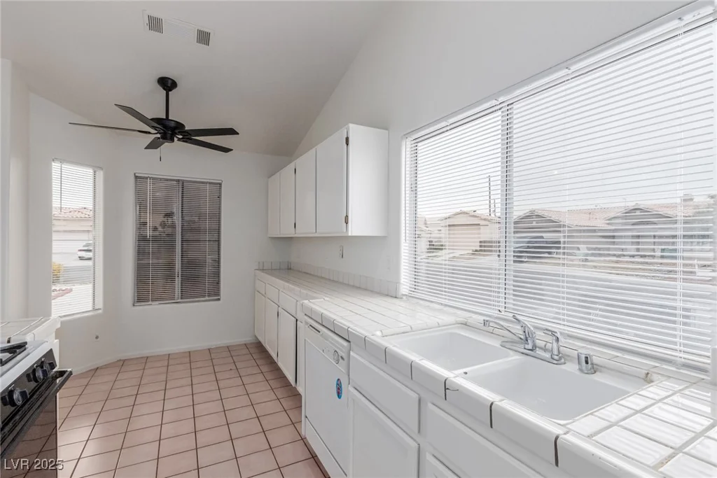 3606 Altar Rock, North Las Vegas, NV 89032