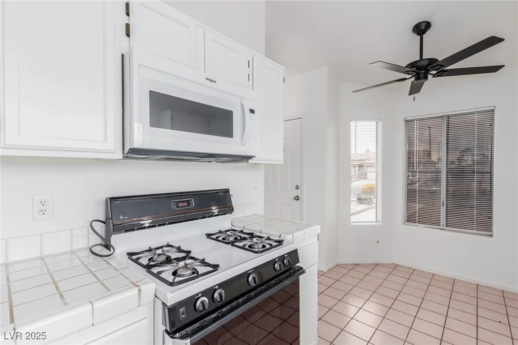 3606 Altar Rock, North Las Vegas, NV 89032