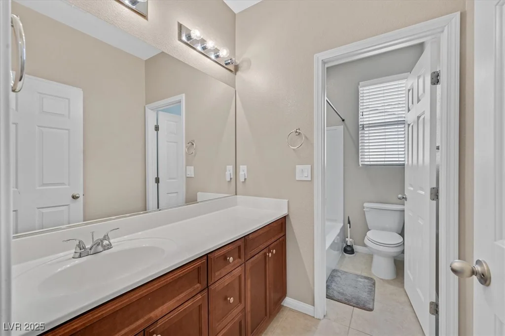 8220 Redbud Vine, North Las Vegas, NV 89085