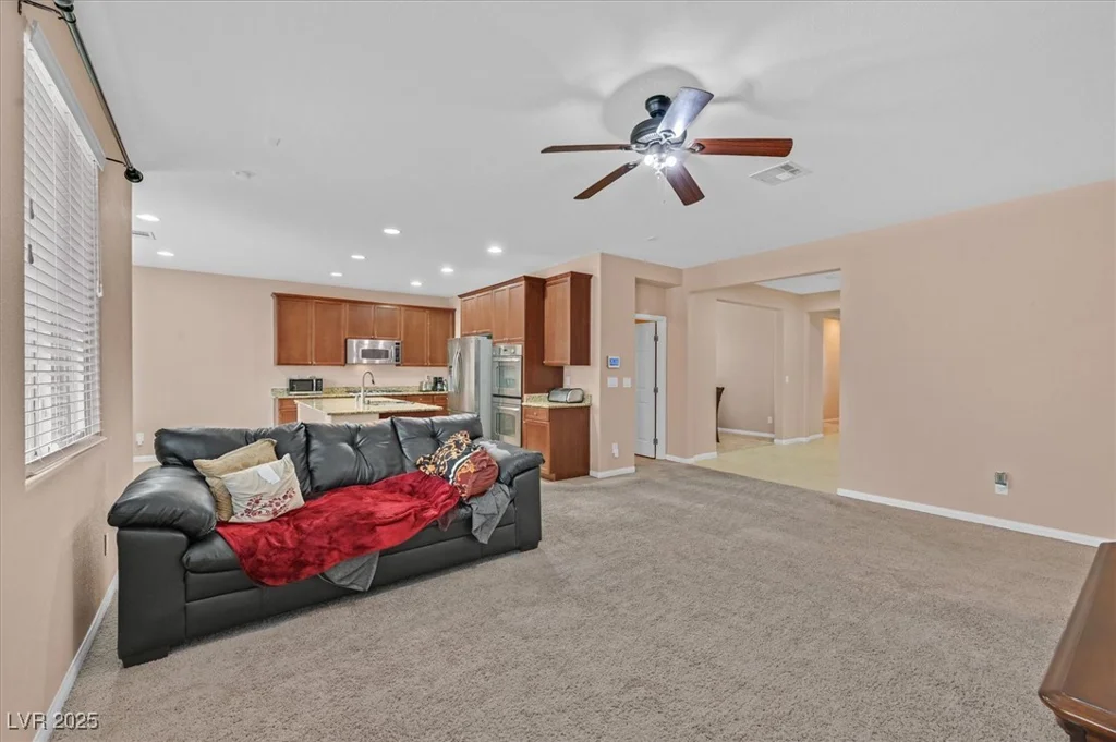 8220 Redbud Vine, North Las Vegas, NV 89085