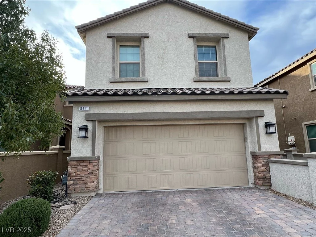 8111 Switchback Run, Las Vegas, NV 89166
