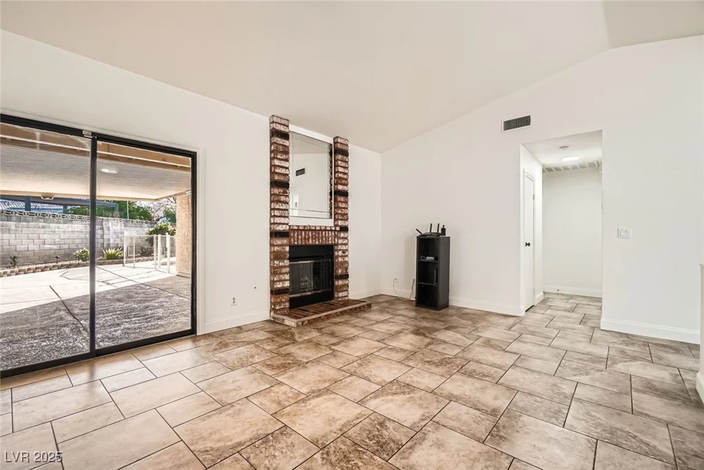 6225 Sadler, Las Vegas, NV 89130