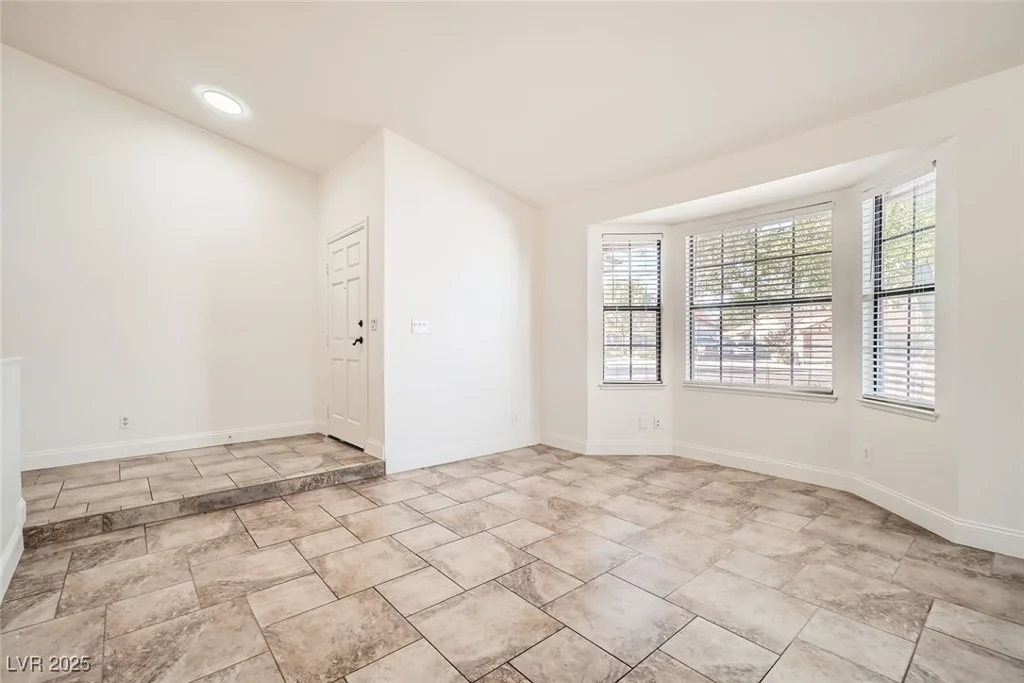 6225 Sadler, Las Vegas, NV 89130