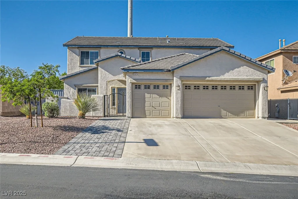 10654 Robin Hill, Las Vegas, NV 89129