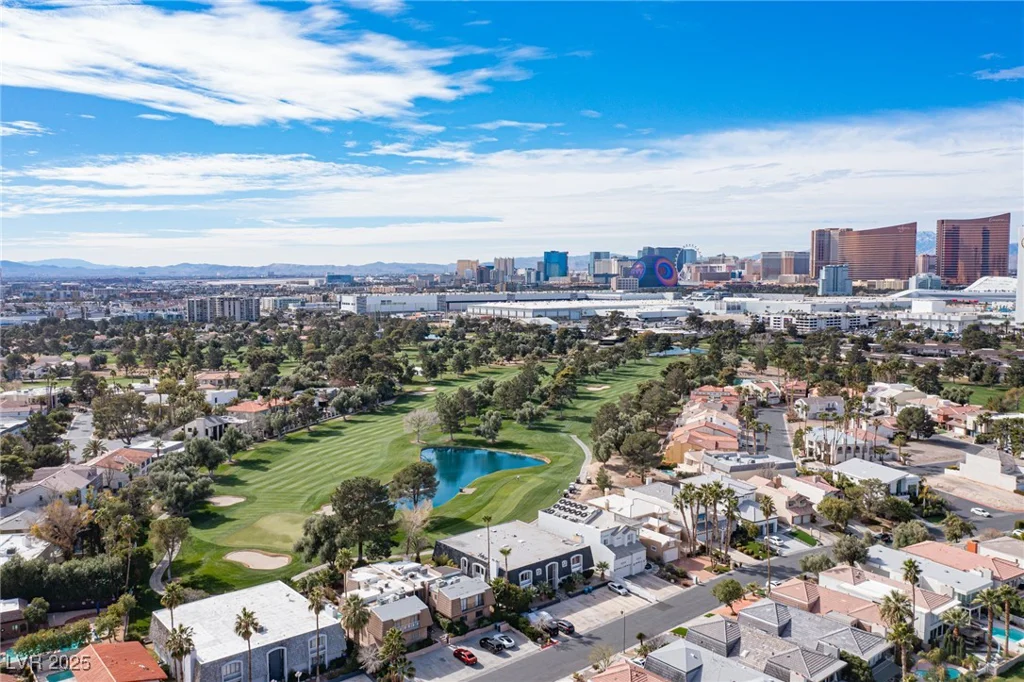 915 Vegas Valley, Las Vegas, NV 89109