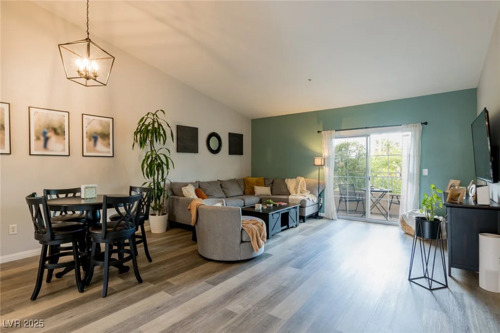 10500 Pine Pointe, Las Vegas, NV 89144