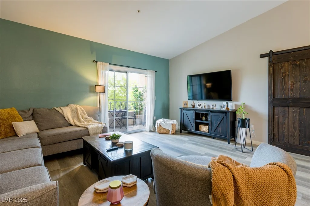 10500 Pine Pointe, Las Vegas, NV 89144