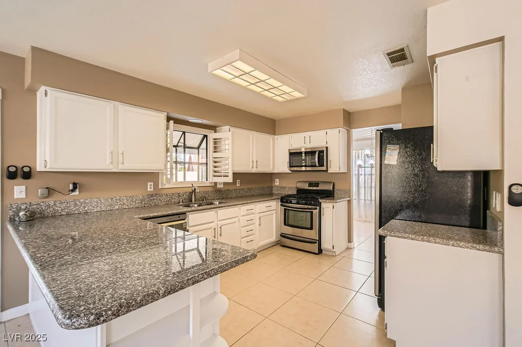 5044 Signal, Las Vegas, NV 89130